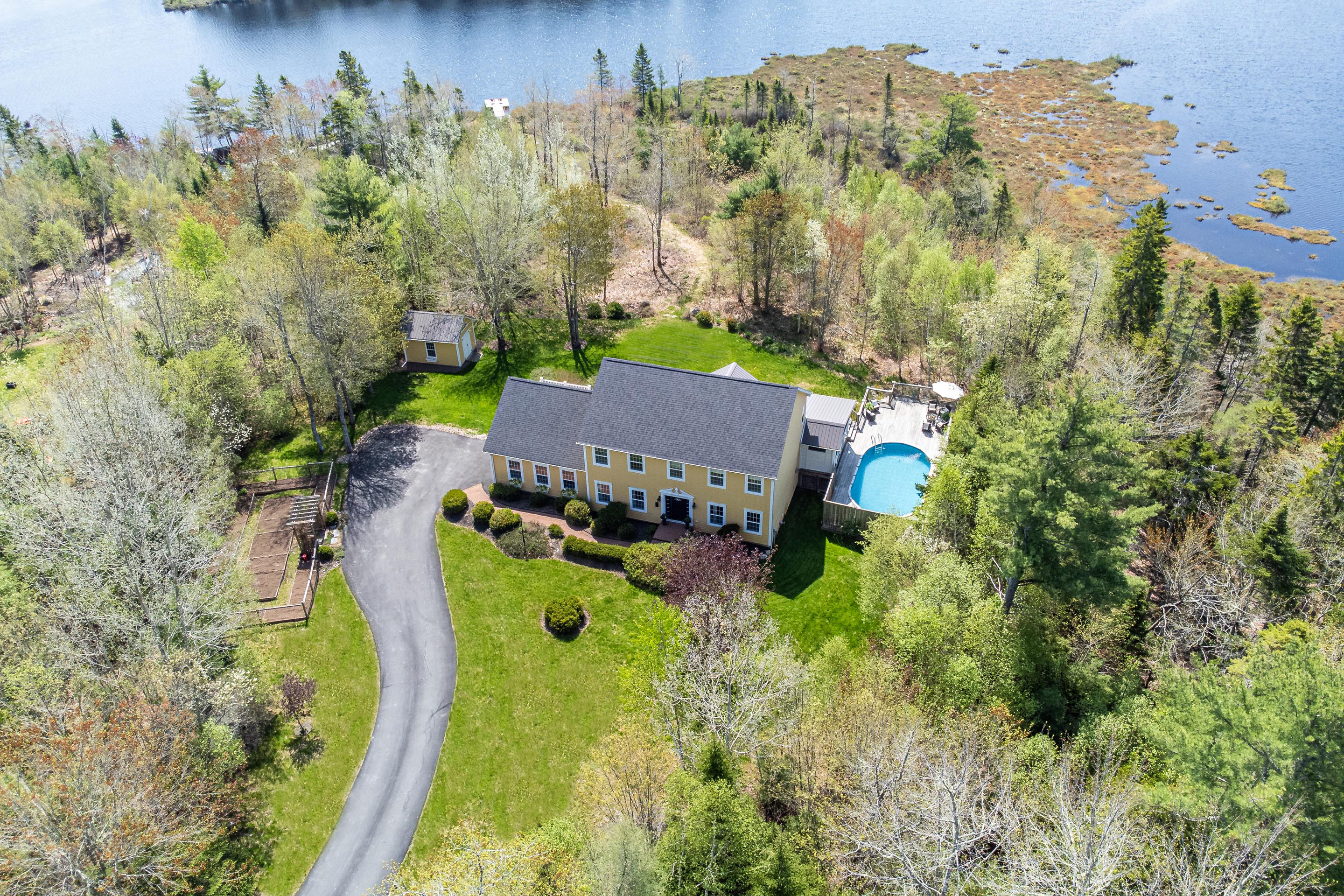 298 Saint Andrews Dr