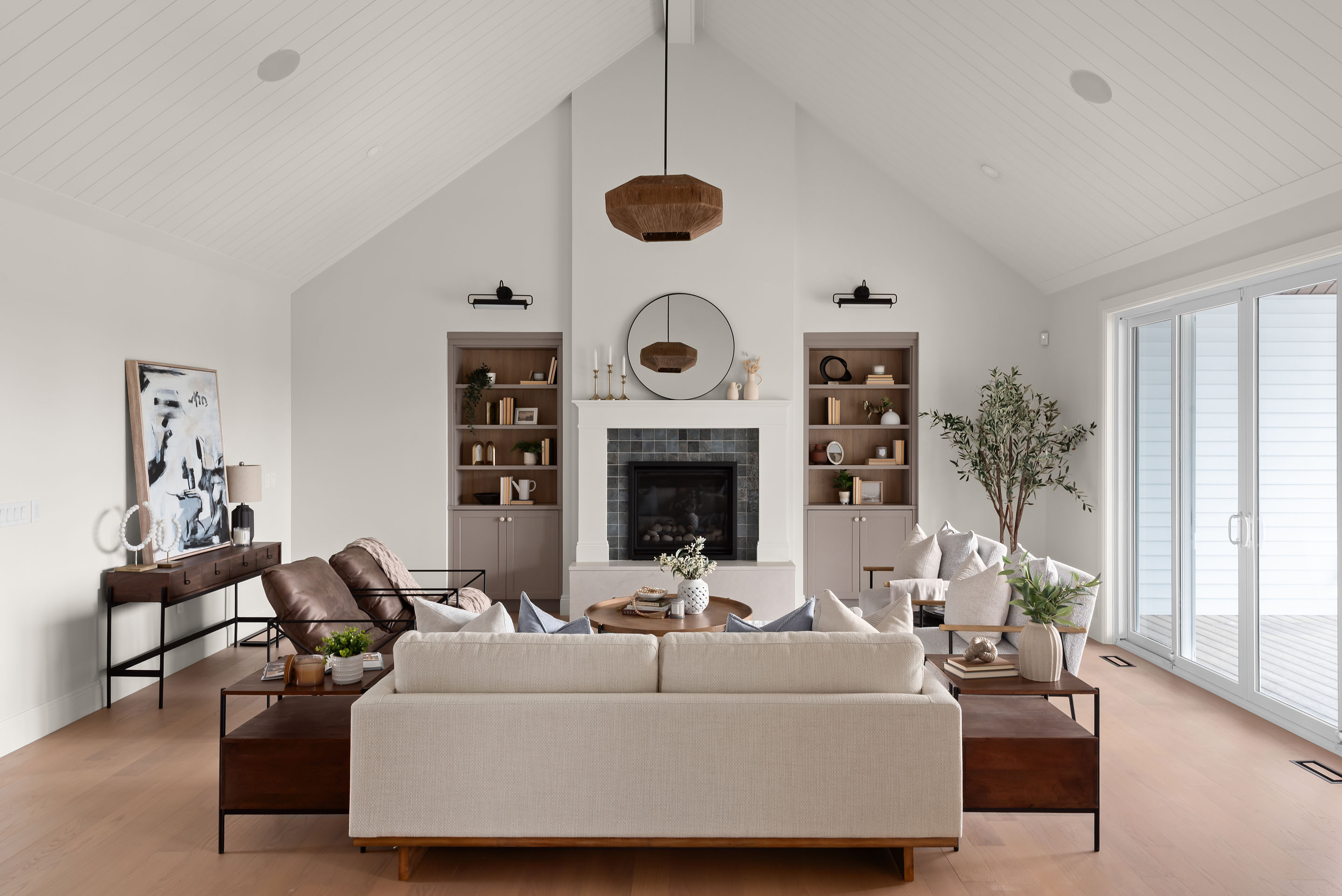 357 Canoe_Crescent
