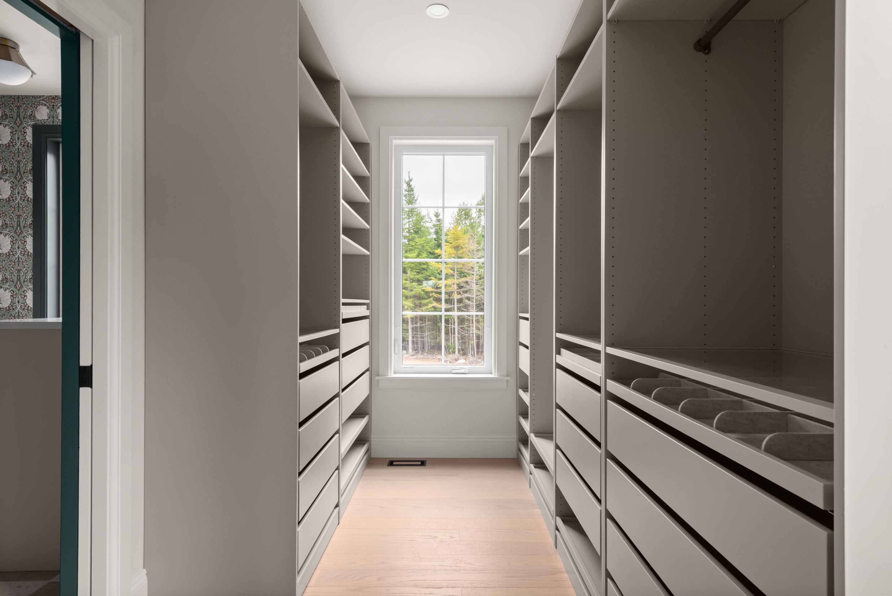 357 Canoe_Crescent