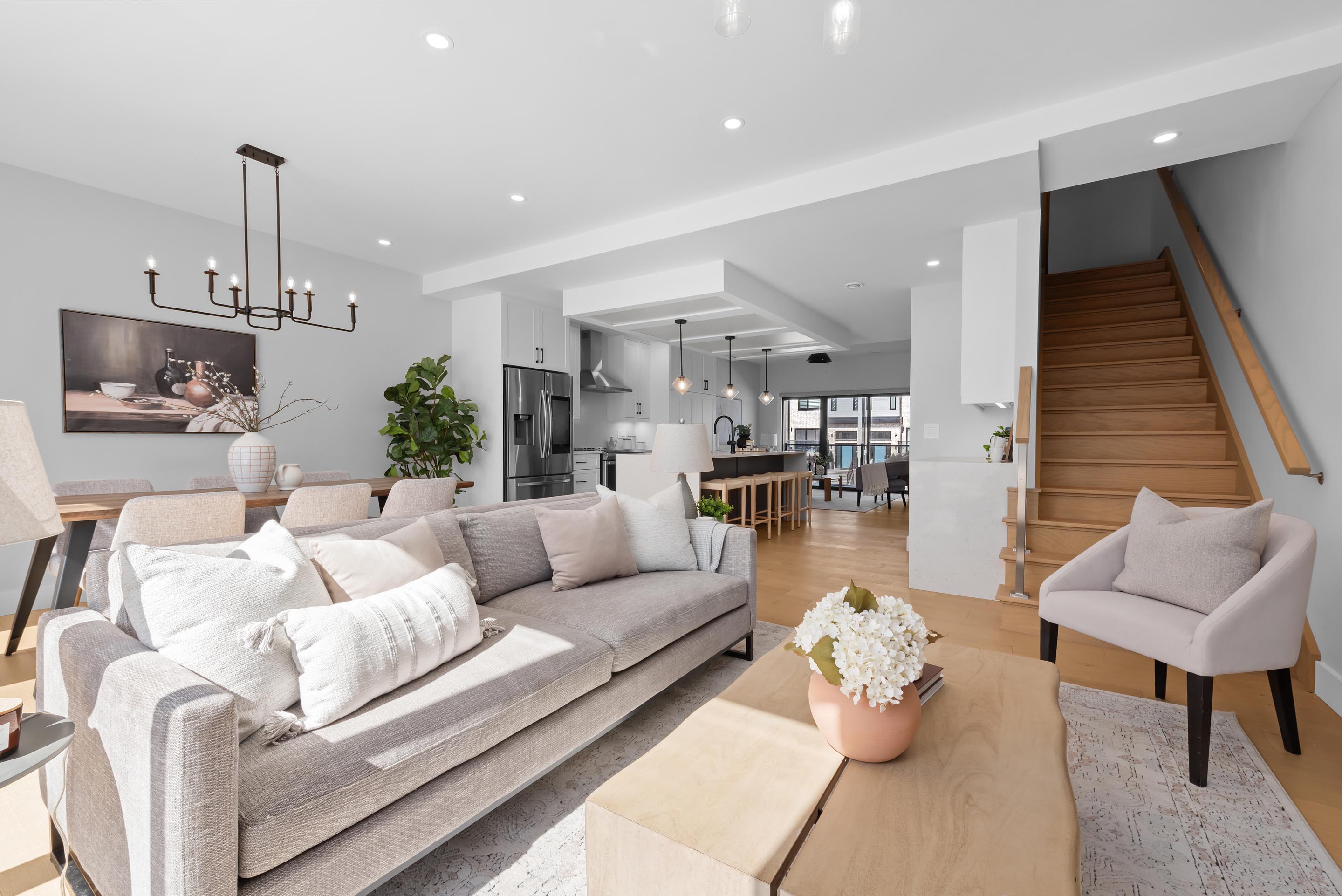 8 Trekker Dr