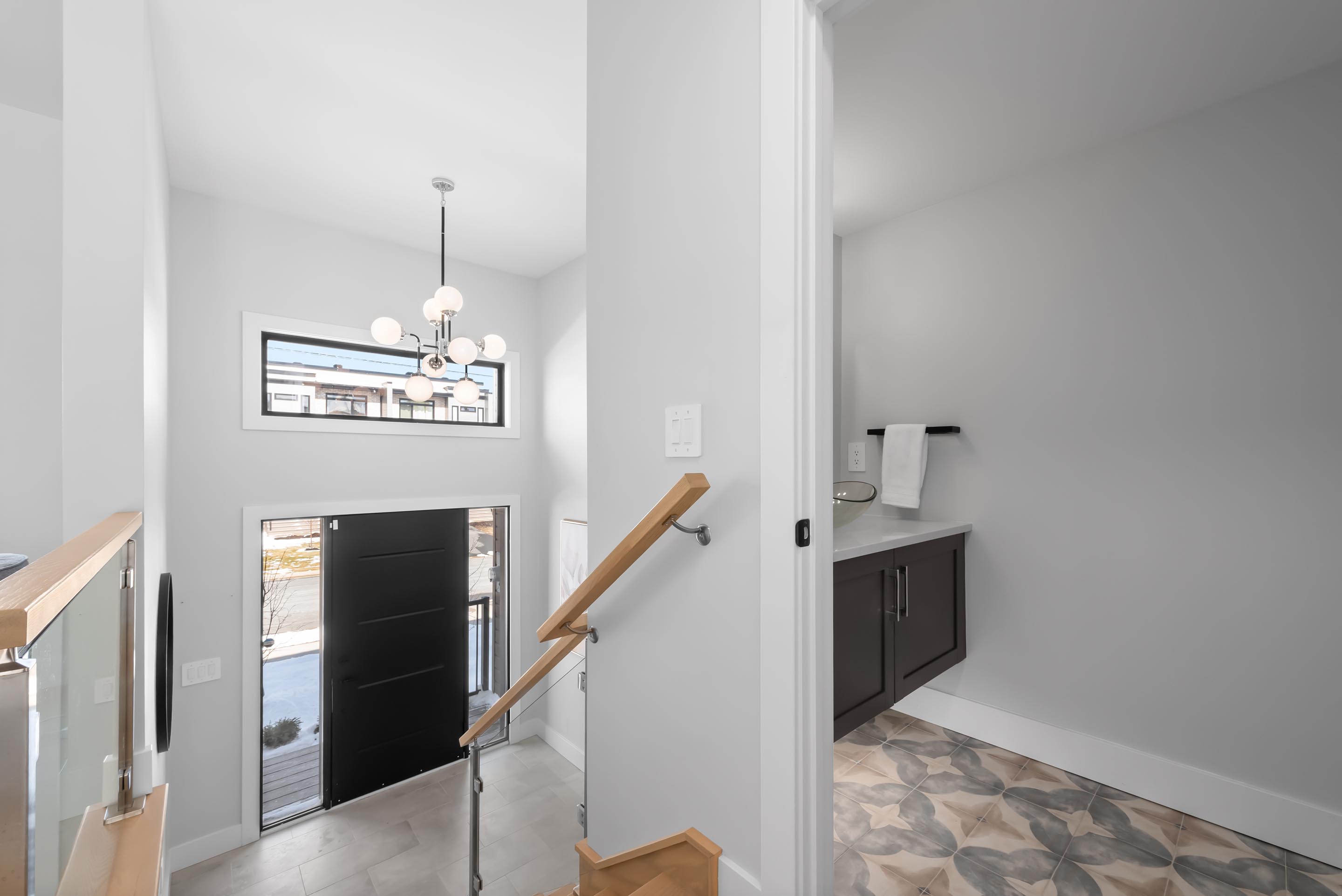 8 Trekker Dr