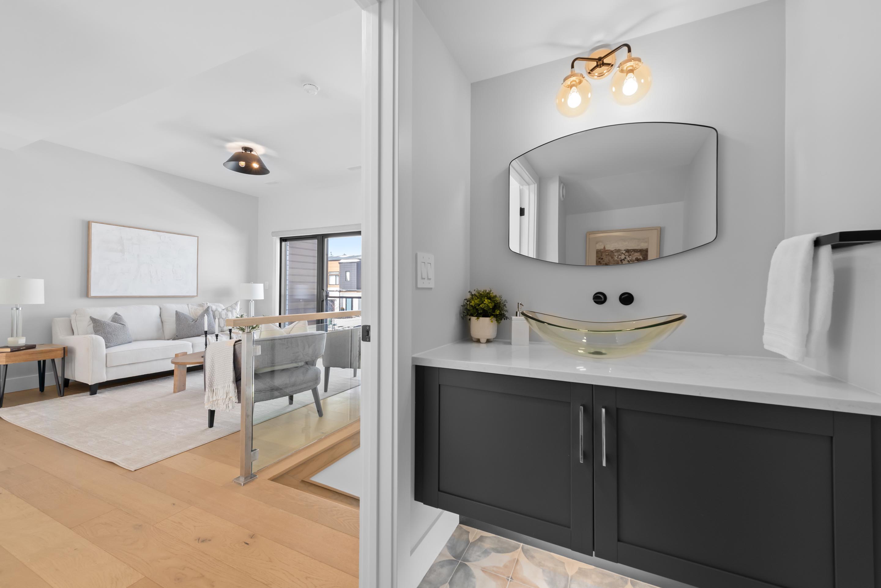 8 Trekker Dr