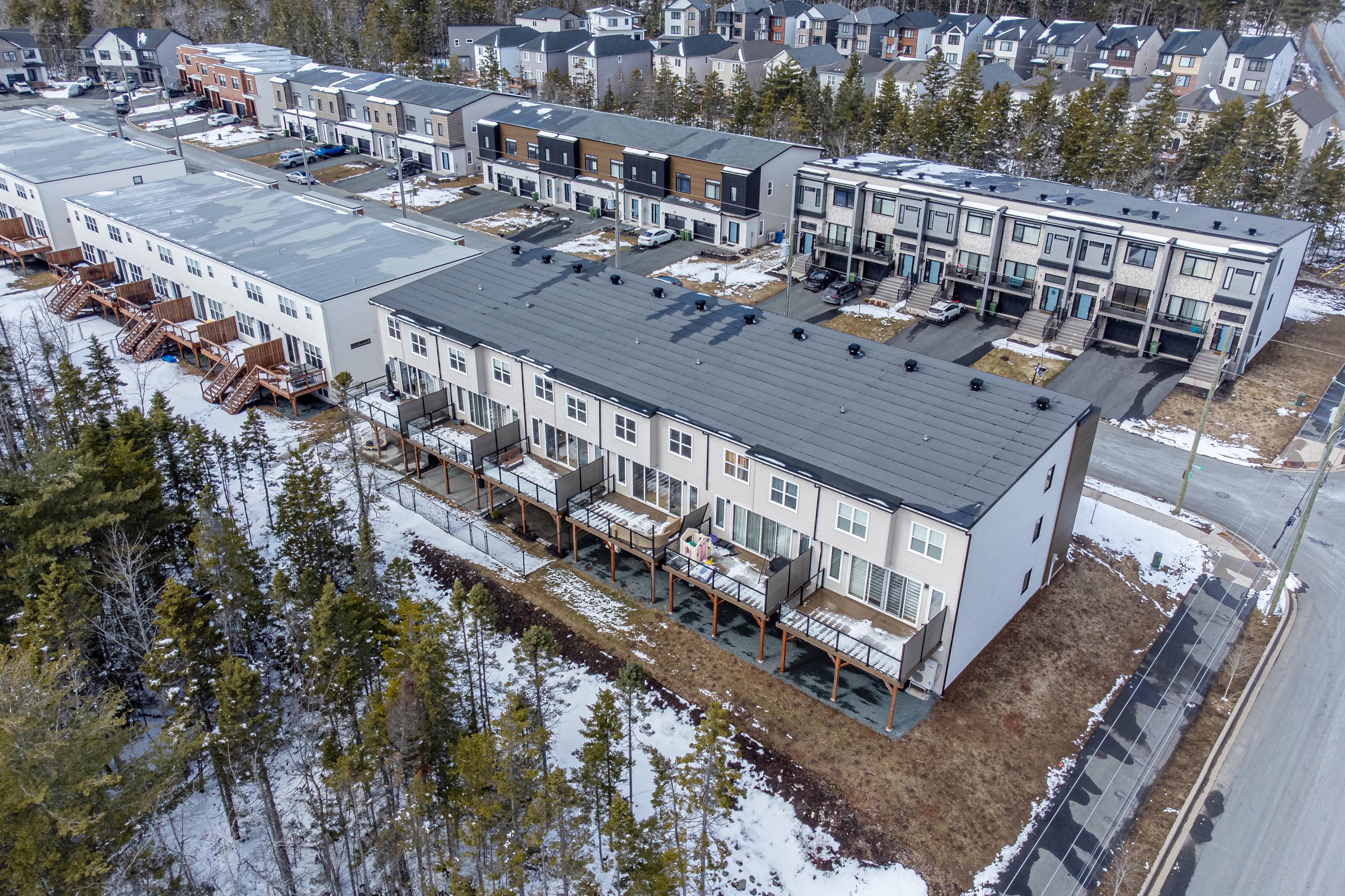 8 Trekker Dr
